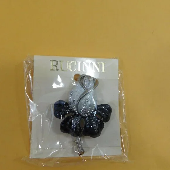 Ladies Rucinni Brooch - Picture 3 of 3